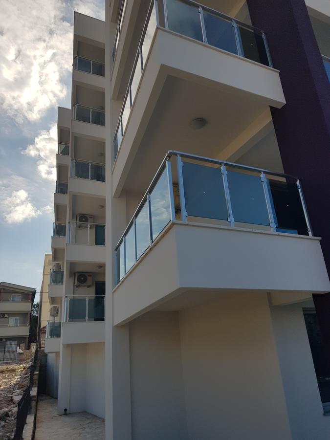 Apartment Melina Dobra Voda Eksteriør bilde