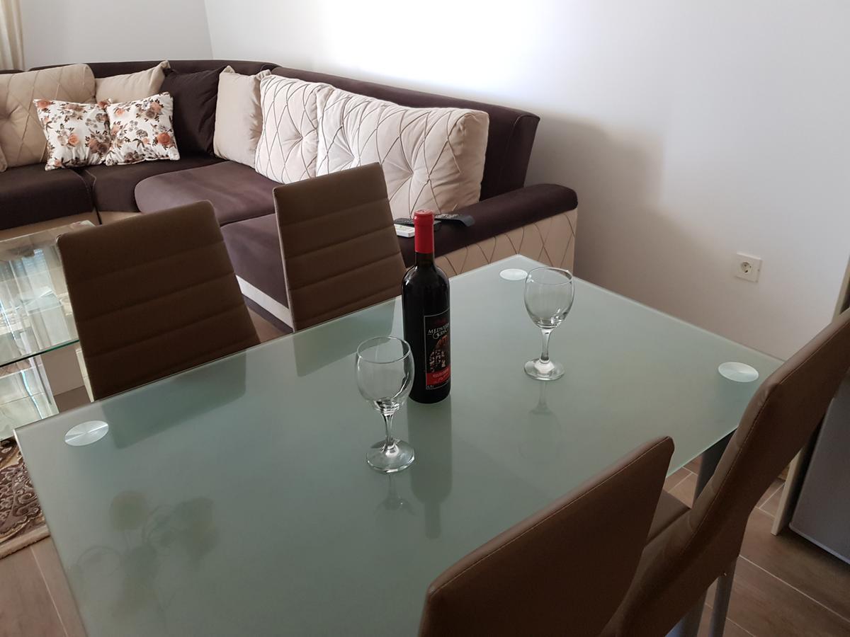 Apartment Melina Dobra Voda Eksteriør bilde